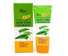Ekel Солнцезащитный крем с алоэ / Soothing and Moisture Aloe Vera Sun Block SPF50+/PA+++, 70 мл