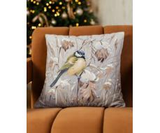 Наволочка с белыми бусинами