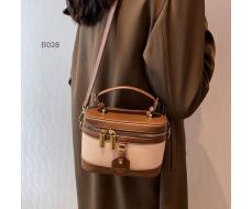 Освежите свой гардероб с помощью нашей трендовой женской сумки