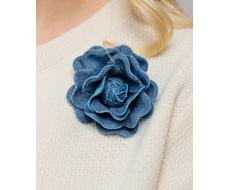 Роза камелия из денима