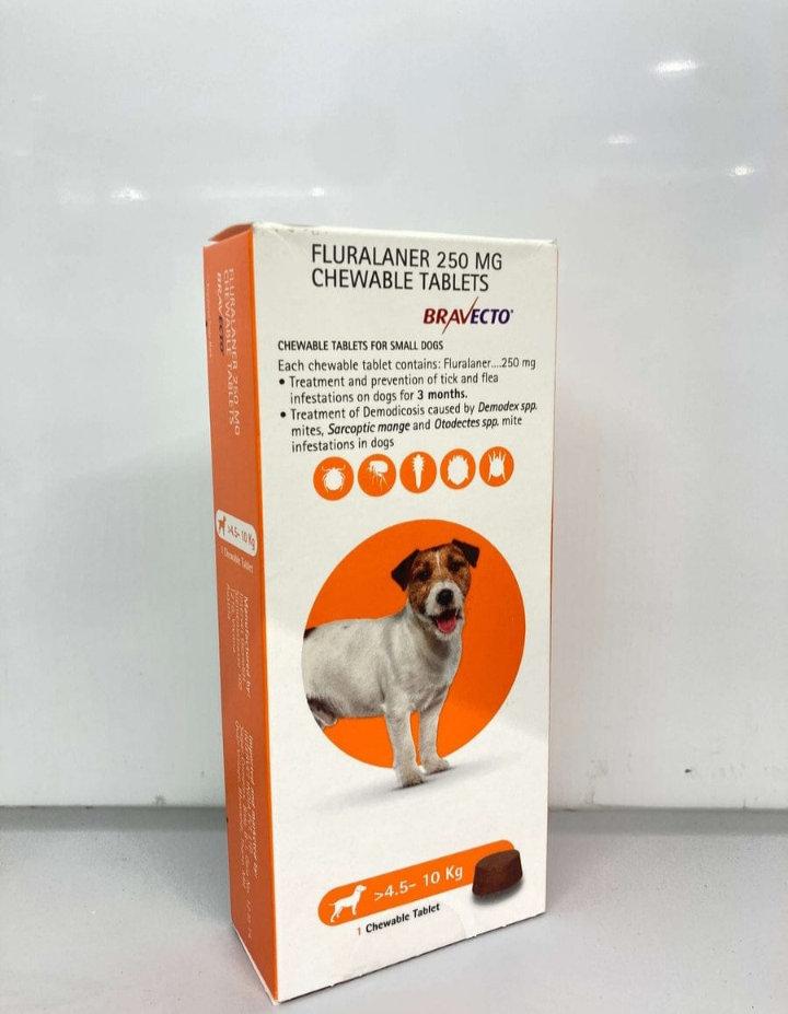 орг 13% BRAVECTO для собак 4,5-10 кг. 250 мг.