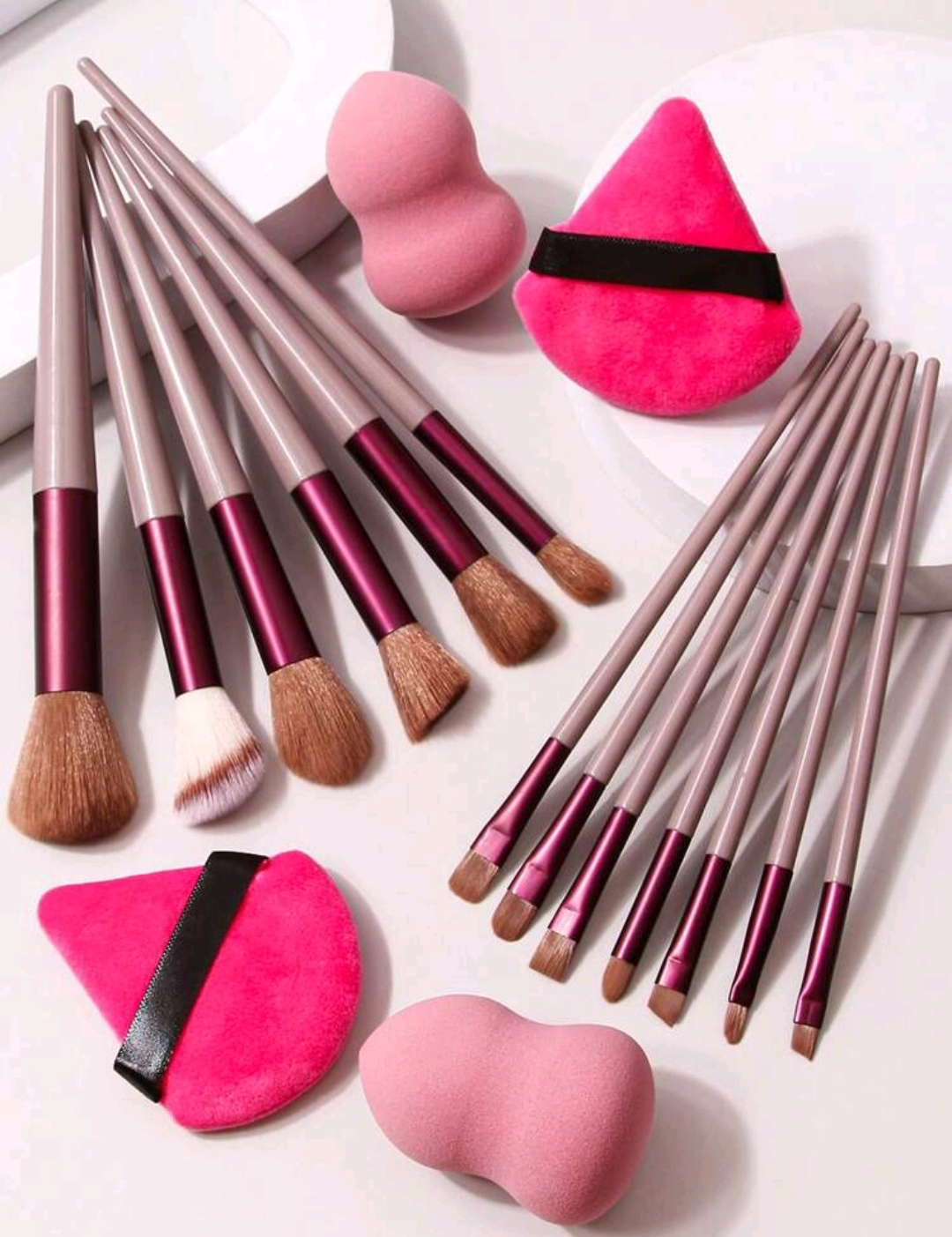 17pcs Purple-Gray Soft Hair Makeup Brush Set For Beginner, Including Powder Brush, Contour Brush, Detail Brush, Eyeshadow Brush And Beauty Sponge Set (Large Gourd Sea Sponge, Pink Triangle-Shape Sponge)