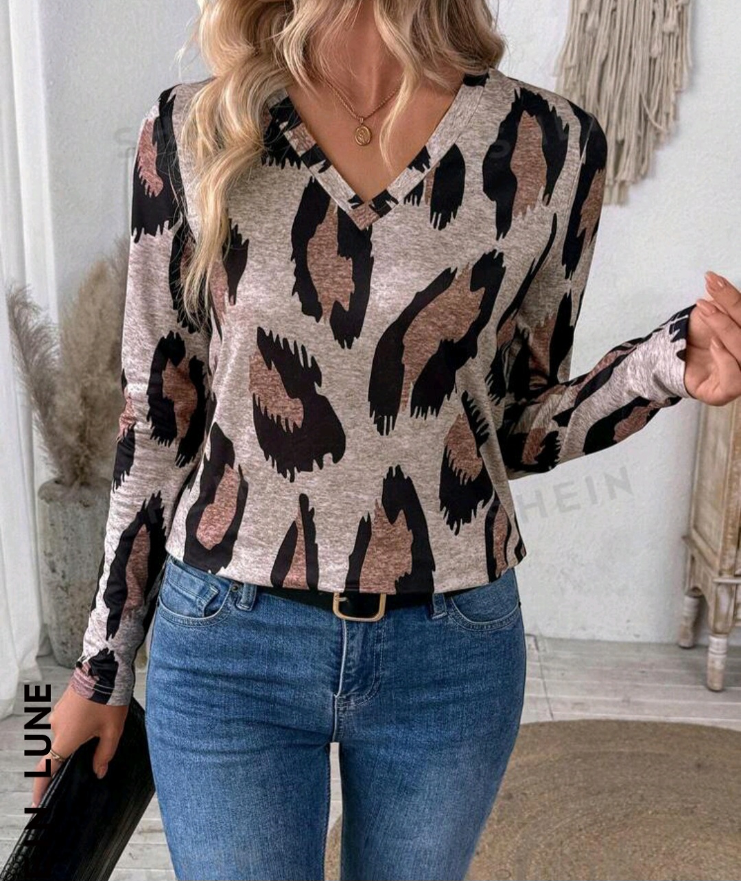 SHEIN LUNE Women's Spring/Summer V-Neck Long Sleeve Leopard Print T-Shirt