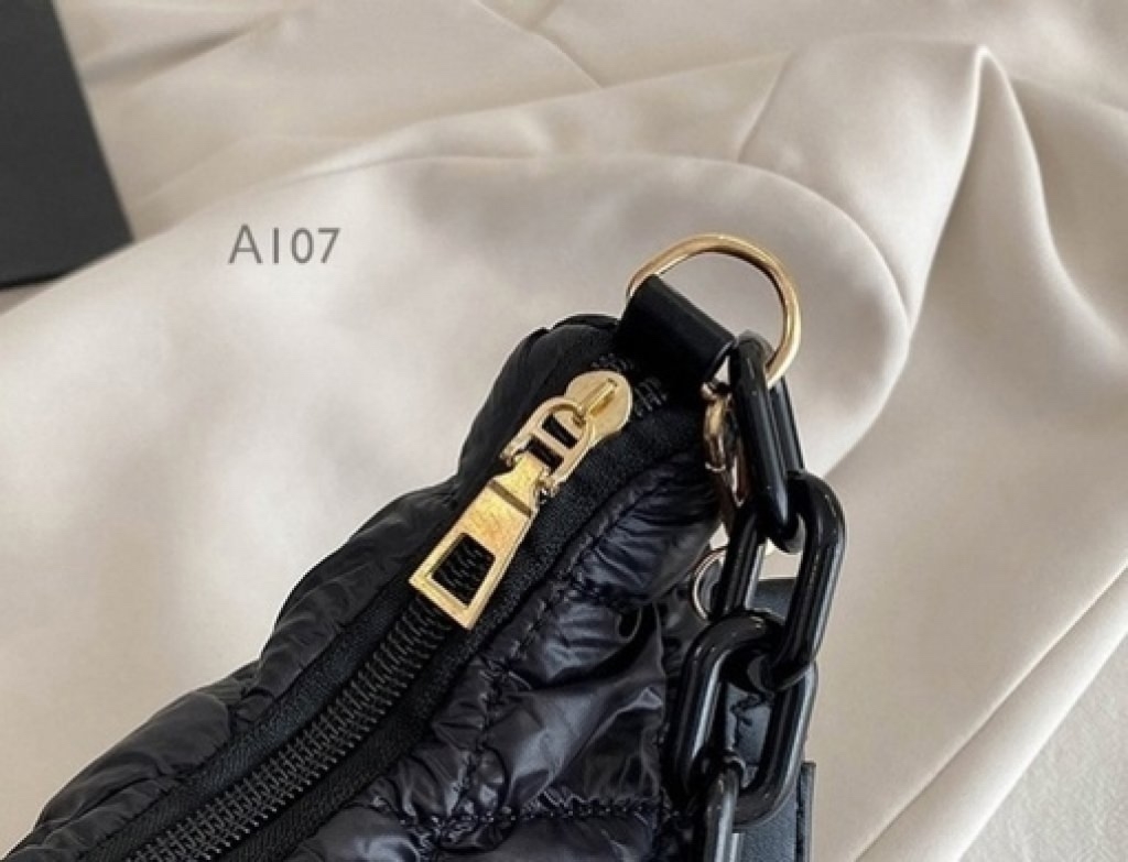 Распродажа! Сумка болонь