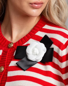 Камелия на ленте