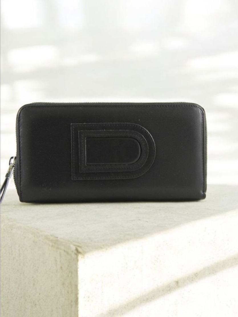 Кошелёк на " молнии " Delvaux DE-8132 A