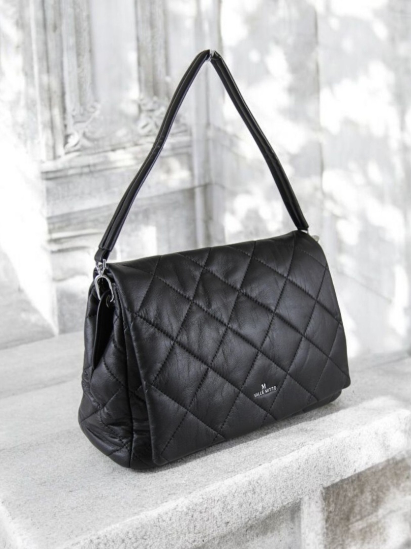 Сумка женская из кожзаменителя Valle Mitto V-60070 Black