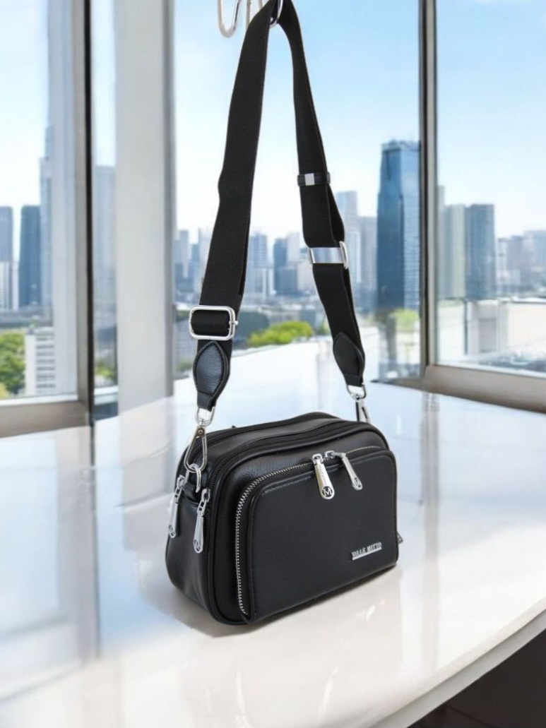 Сумка женская из кожзаменителя Valle Mitto V-60100 Black