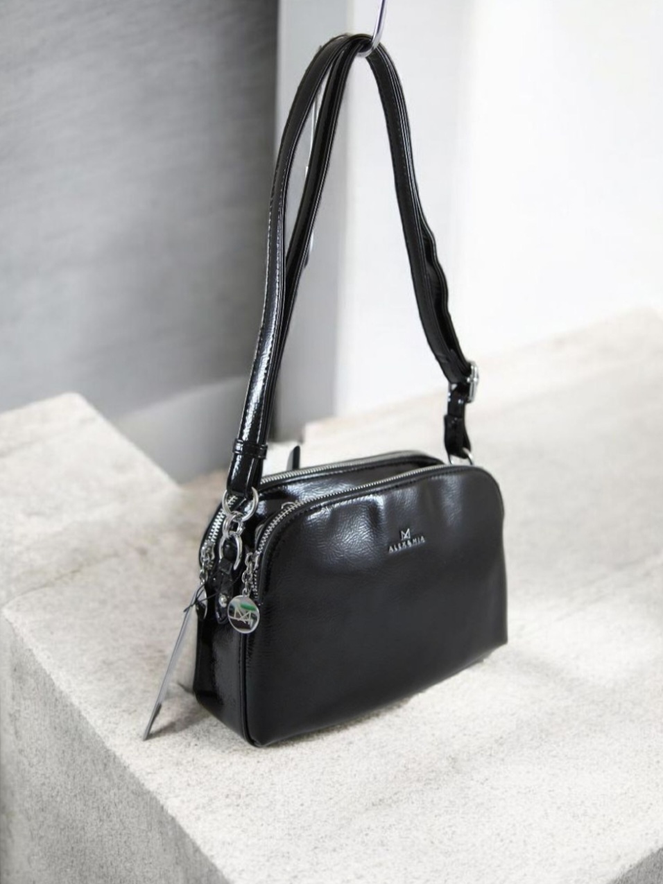 Сумка женская из кожзаменителя Alex&Mia LX-7156-1 Black