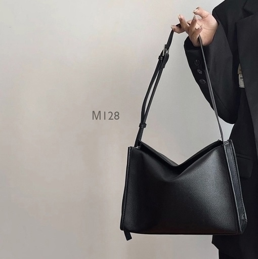 Стиль, комфорт, качество - всё это в одной женской сумке Цена 600 руб.