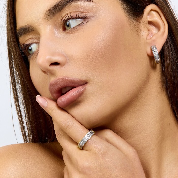 Комплект ювелирной бижутерии Итальянское золото покрытие желтое 14к серьги и кольцо 19 р вставка фианиты цвет прозрачный