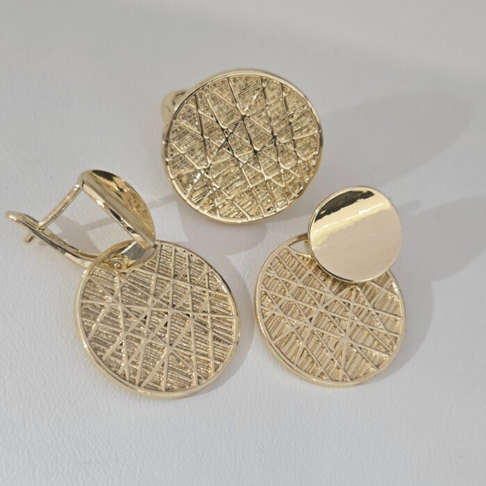 Комплект ювелирной бижутерии Итальянское золото покрытие желтое 14к серьги и кольцо 18 р