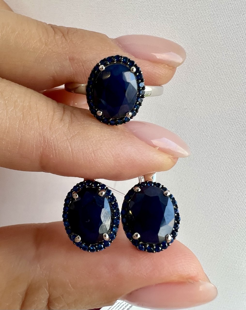 Кольцо, 1 сапфир корунд овал 7х9 мм/2.22 ct , наносапфир, Джайв