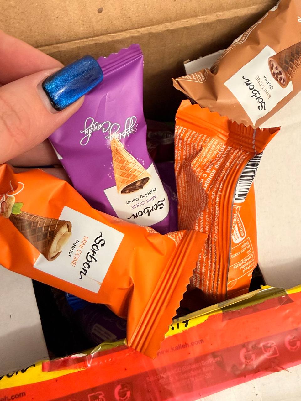 В наличии Очень вкусные Конфеты SORBON Мини-рожки ассорти Радуга. 500 грамм